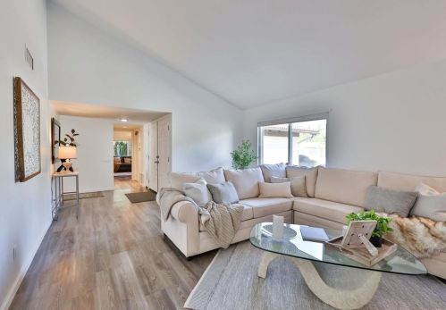 16670 Bernardo Oaks Dr, San Diego CA  92128-2837 exterior