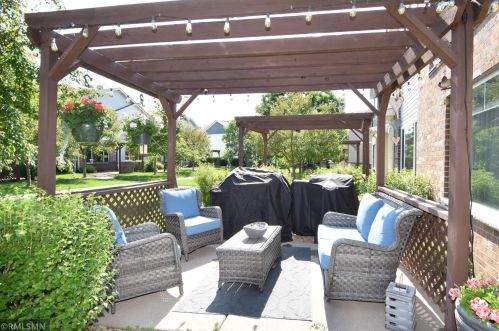 194 Shetland Ln, Lino Lakes MN  55014-5516 exterior