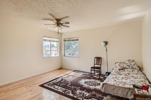 994 Nome St, Denver CO 80014-1850 exterior