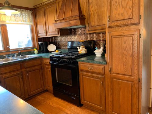 705 Millstone Ln, Mount Vernon OH  43050-4753 exterior