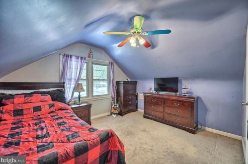 7211 Jefferson St, Harrisburg PA 17111-5246 exterior