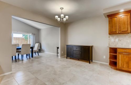 757 Honeydew Ln, Vista CA  92084-3115 exterior