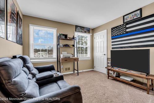 19 Conifer St, Wall Township NJ  07731-2620 exterior