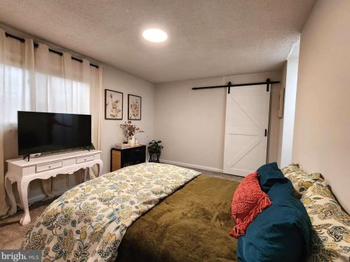 318 Bridge St, Collegeville PA  19426-3502 exterior