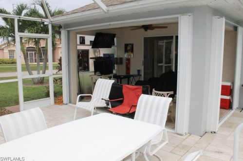 4501 Varsity Lakes Ct, Lehigh Acres FL  33971-2053 exterior