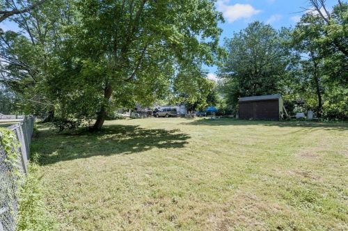 641 1st Nh Tpke, Northwood NH  03261-3302 exterior