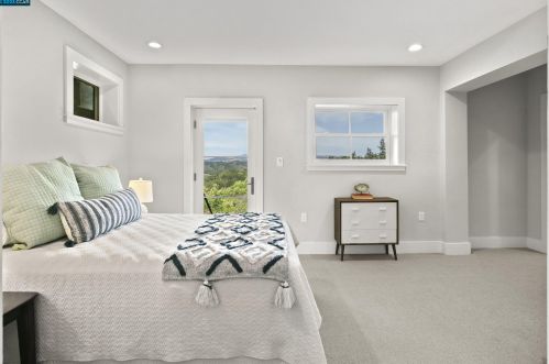 12740 Brookpark Rd, Oakland CA  94619-3137 exterior