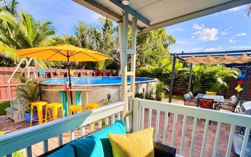 805 26th Ave, Hollywood FL  33020-5704 exterior