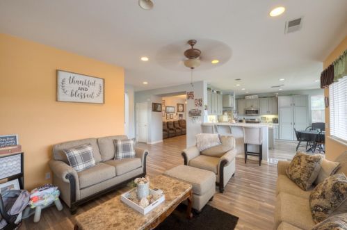 20608 Sarazen Pl, Grayson CA  exterior