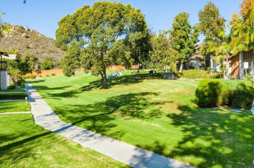 6441 Bell Blf Ave, San Diego CA 92119-1018 exterior