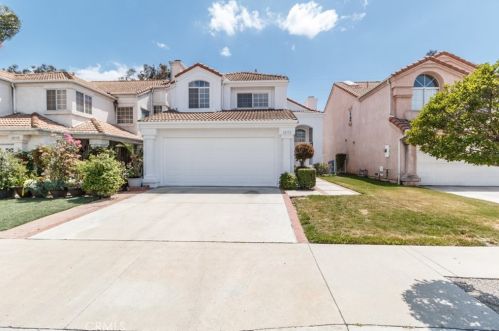 12156 Runnymede St, North Hollywood, CA 91605-3672