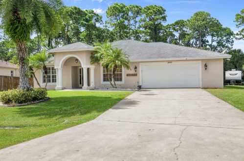 1802 Hickock Ter, Fort Pierce, FL 34953-1111