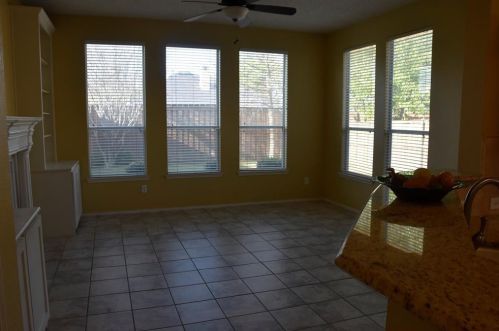 9804 Shelby Pl, Frisco TX 75035-5284 exterior