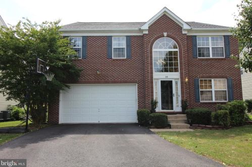22 Foggy Field Ln, Fredericksburg, VA 22406-8440