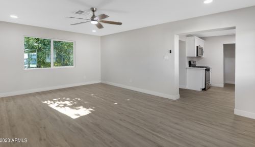 6844 8th Ave, Phoenix AZ  85013-1004 exterior