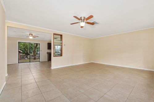5305 Oleander Ave, Fort Pierce, FL 34982-4031