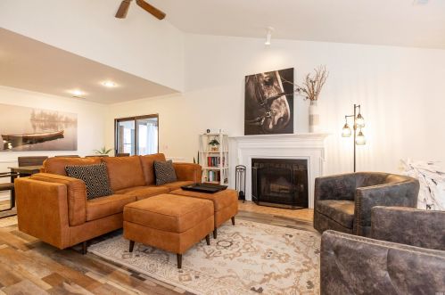 2713 Northwood Dr, Mishawaka IN  46545-3301 exterior