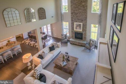 29 Winifred Dr, Hanover PA  17331 exterior