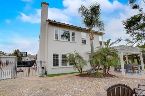 5391 Evening Sky Dr, Simi Valley CA  93063-5744 exterior