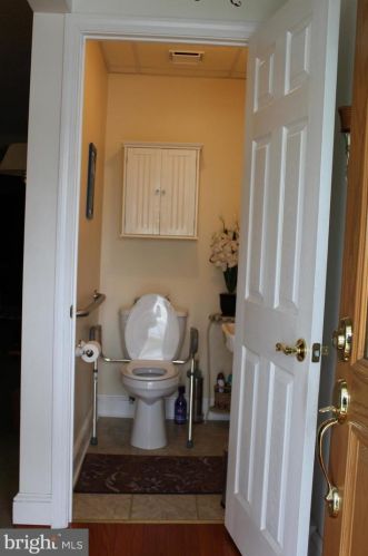 1632 Ward St, Boothwyn PA  19061-4244 exterior