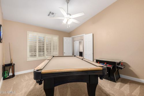 668 Leah Ave, Gilbert AZ 85233-2036 exterior