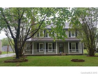 5308 Bellflower Ln, Charlotte, NC 28227-8103