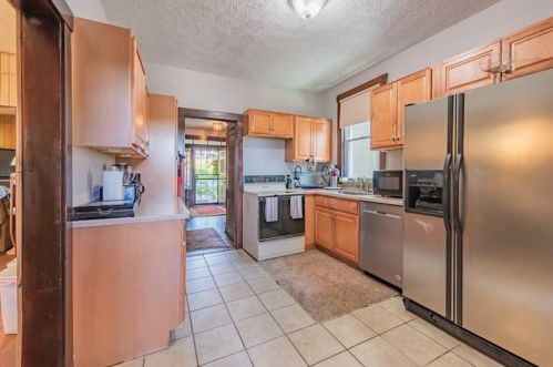 238 21st Ave, Whitaker PA  15120-2524 exterior