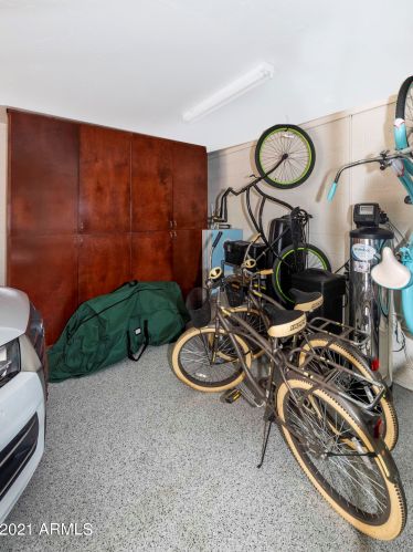 5301 Paradise Dr, Scottsdale AZ 85260-5433 exterior