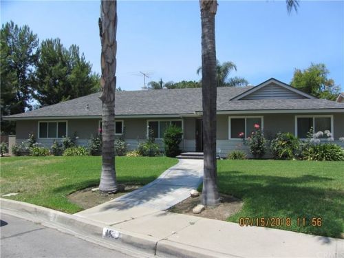 1163 Laurel Ave, Upland CA  91784-1612 exterior