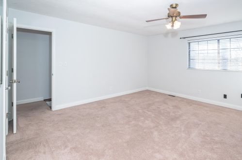 6445 Glendale Ct, Florence KY  41042-1169 exterior