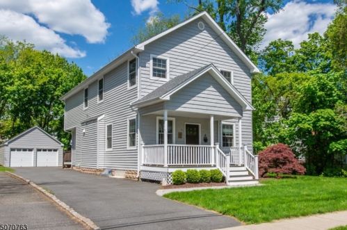 85 Fairchild Ave, Greystone Park, NJ 07950-1748