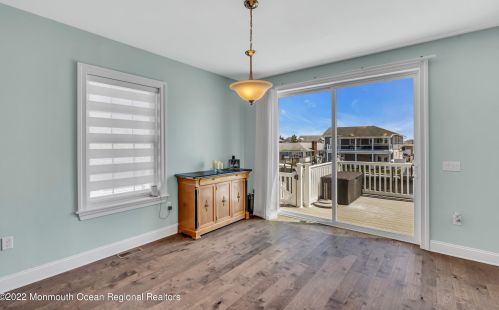 21 Halsey Dr, Bricktown NJ  08723-7510 exterior