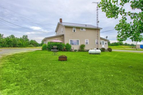 6892 Us Highway 68, Bellefontaine OH  43311-9562 exterior