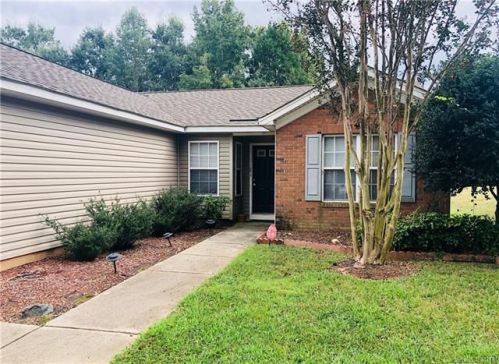 11108 Gold Pan Rd, Charlotte, NC 28215-8624
