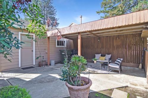 1252 Carmel Ter, Los Altos CA 94024-5508 exterior