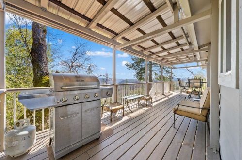 20063 Post Chaise Cir, Grass Valley CA  95949-9585 exterior