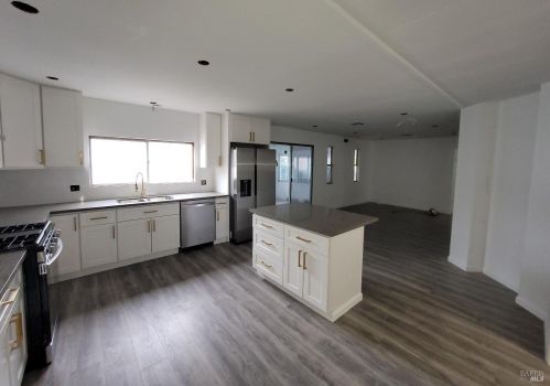 34 Sequoia Cir, Santa Rosa, CA 95401-4988