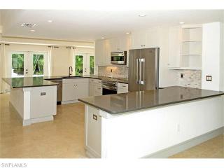 508 Turtle Hatch Rd, Naples FL  34103-8541 exterior