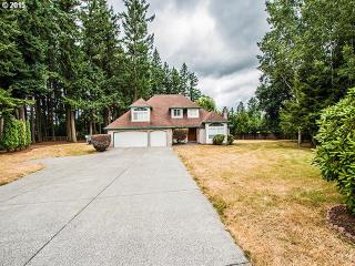19502 14th Cir, Camas, WA 98607-9262