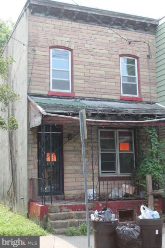 1745 Roberts Ave, Trenton, NJ 08609-2018