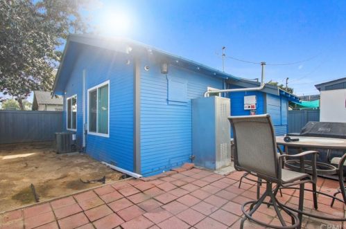 1081 Coronado Ave, Long Beach CA  90803-2621 exterior