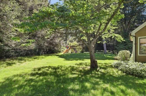 43 Lower Salem Rd, Lewisboro, NY 10590-1217