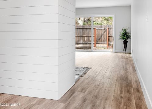 660 Floral Dr, Solvang, CA 93463-2131
