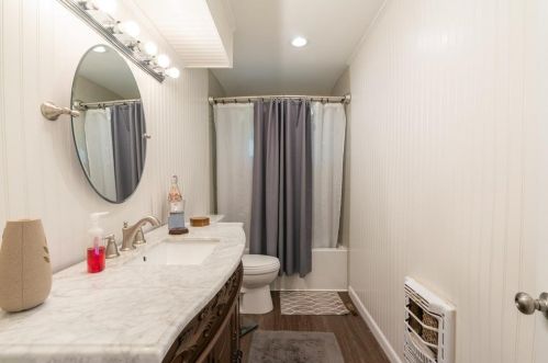 906 Lakewood St, Greenville TX  75401-2144 exterior