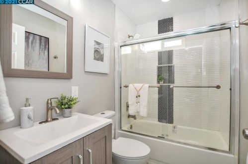 1704 Greer Ave, Concord CA  94521-2244 exterior