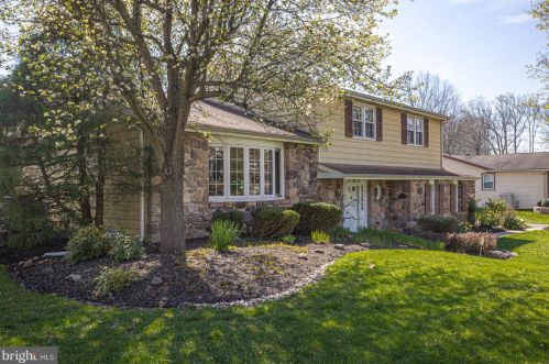 534 Liberty Dr, Yardley, PA 19067-4511