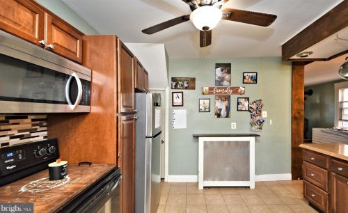 1424 Juniper St, Norristown PA 19401-3224 exterior