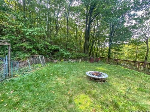 443 Main St, Terryville CT  06786-6809 exterior