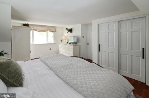 431 Weadley Rd, Norristown PA  19406-3747 exterior