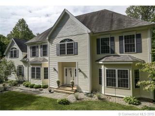 602 Old Toll Rd, Madison, CT 06443-1818